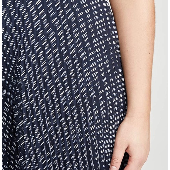 Club monaco Jessyn Pleated Pants - Picture 5 of 6